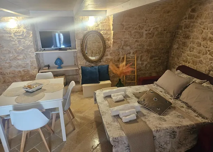 Romantic Miniloft Apartment